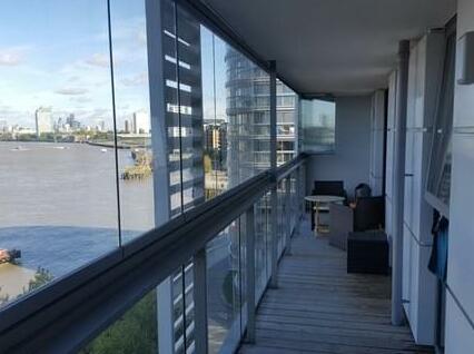 2-Bedroom Apartment On The River Thames - Photo2