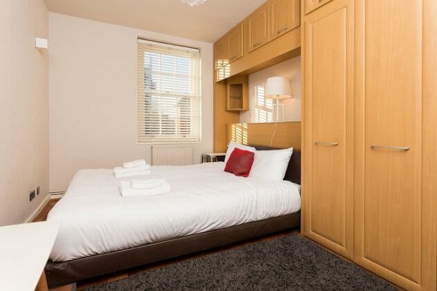 2 Bedroom Flat Sleeps 4 In Pimlico - Photo3