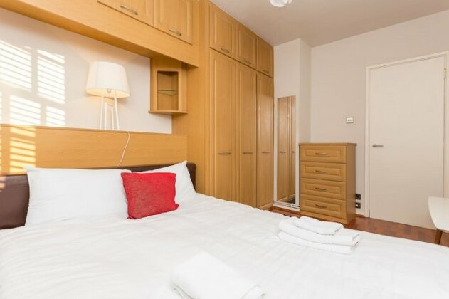 2 Bedroom Flat Sleeps 4 In Pimlico - Photo4
