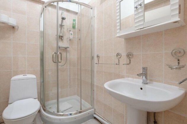 2 Bedroom Victorian Build With Garden Near To Finchley Tube - Photo4