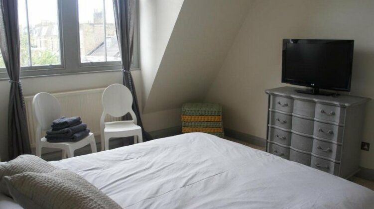 A Home To Rent -The Loft Apartment - Photo5