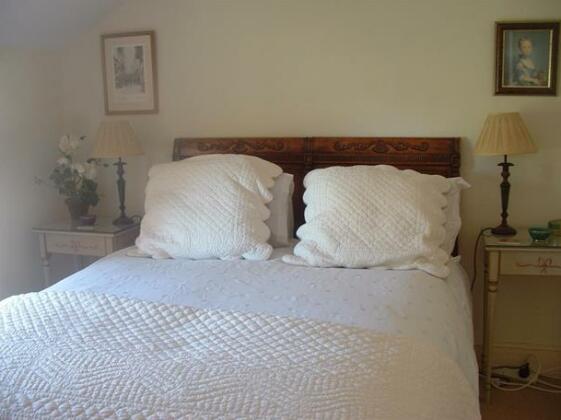 Barnes Bed And Breakfast - Photo4