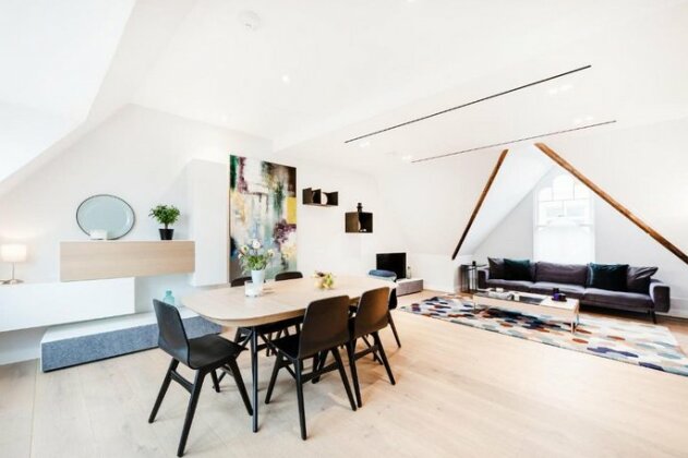 BE Covent Garden Apartments - Photo2