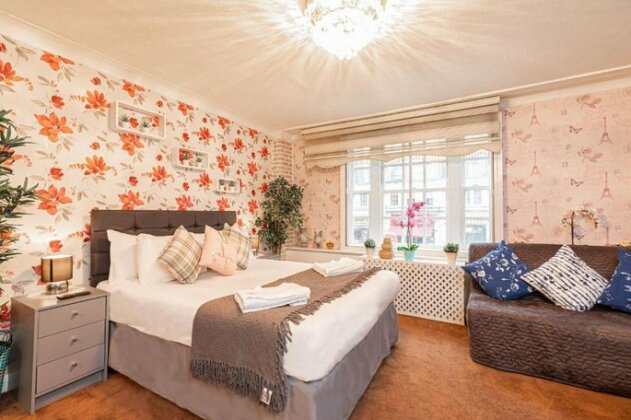 Beautiful & Spacious Studio Next to Oxford St & Hyde Park