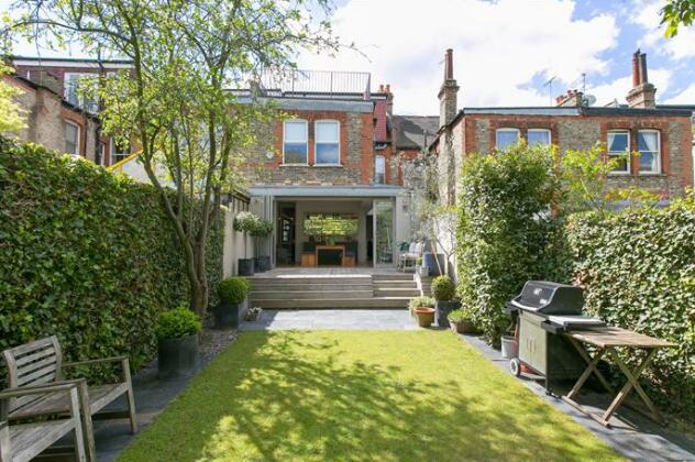 Beautifully Modern 4 bed home in Crouch End