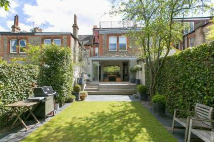 Beautifully Modern 4 bed home in Crouch End