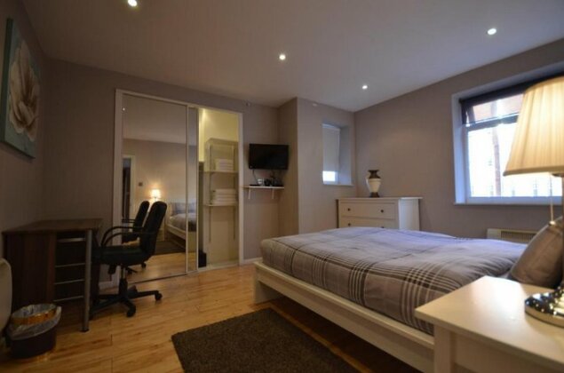 Camden 2 Bed Apartments - Photo3