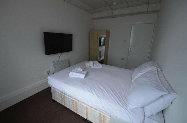 Central Comfort Rooms - Photo3