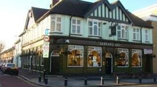 Central Hotel Barking Road