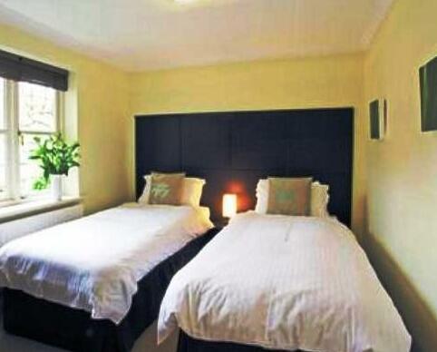 Clarendon Serviced Apartments Manning Place