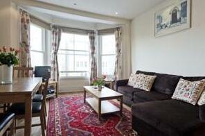 Colville Road by Onefinestay - Photo5