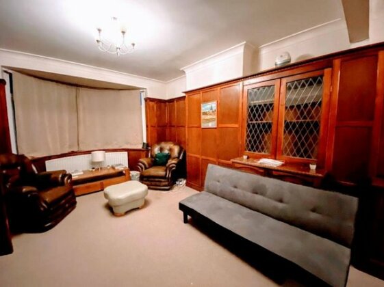 Cozy Private Room in Period London Property - Photo3