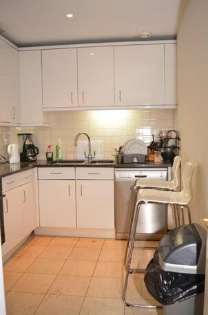 Double Room in Marble Arch - Photo5