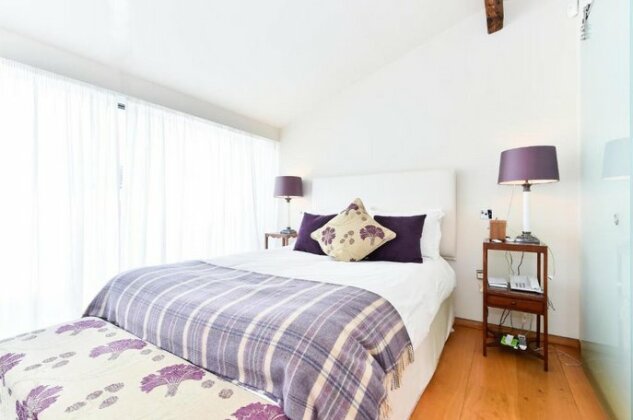Elegant 3 bed apt with rooftop terrace in Pimlico - Photo3