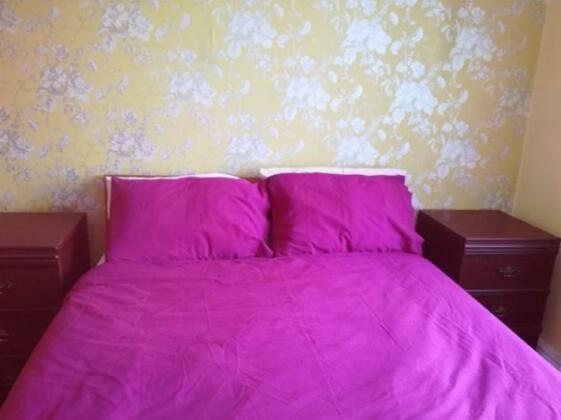 Elegant double bedroom with ensuite - Photo5