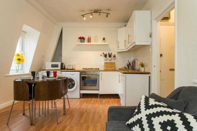 Elegant flat for 4 in Southwark by London Bridge - Photo5
