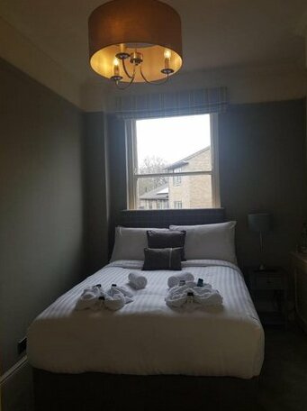 Flynns Guesthouse - Photo2