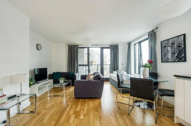 Greenwich Two Bedroom Apartments - Photo2
