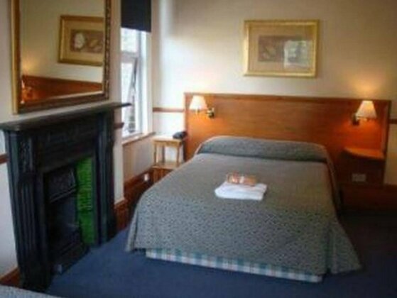 Heatherbank Guest House London