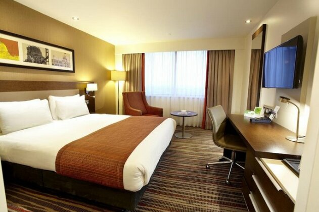 Holiday Inn London - Wembley - Photo2