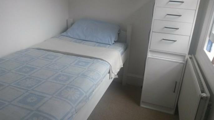 Homestay in Wembley near London Designer Outlet - Photo4