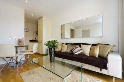 Hosier Lane Apartments London - Photo2