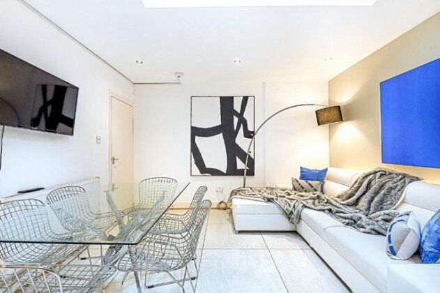 Huge 2 Bedroom Apartment by King's Cross - Photo2