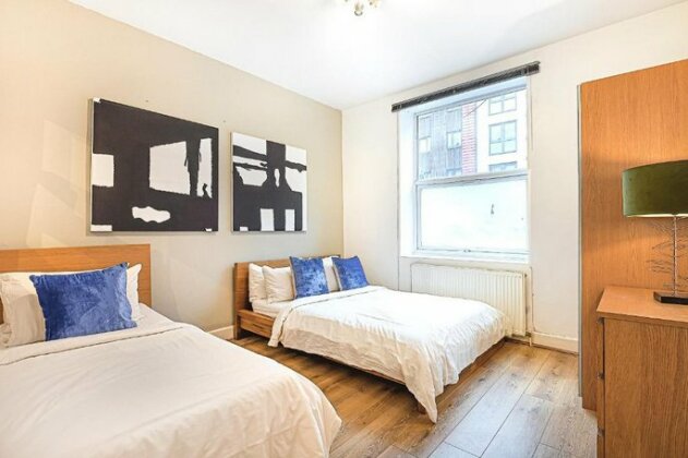 Huge 2 Bedroom Apartment by King's Cross - Photo3