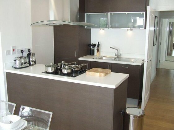 I AM Serviced Apartments - Photo5