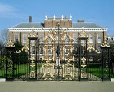 Kensington Palace Apartment