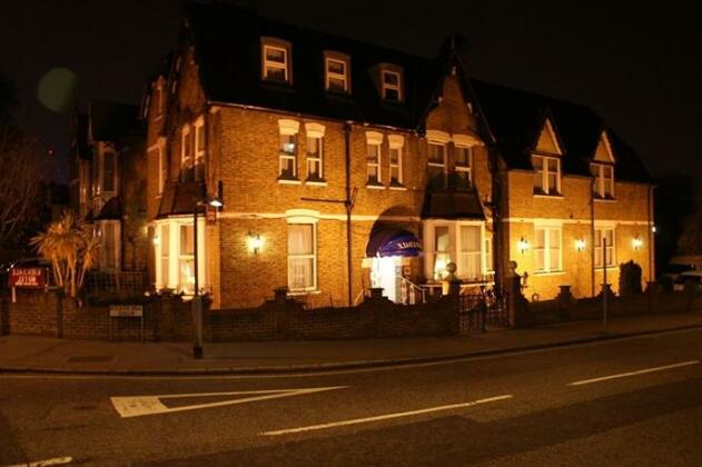 Kirkdale Hotel