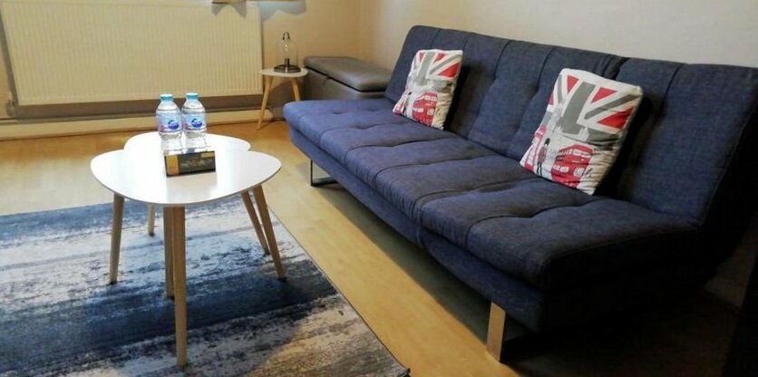 Large Studio Flat in Central London - Photo2