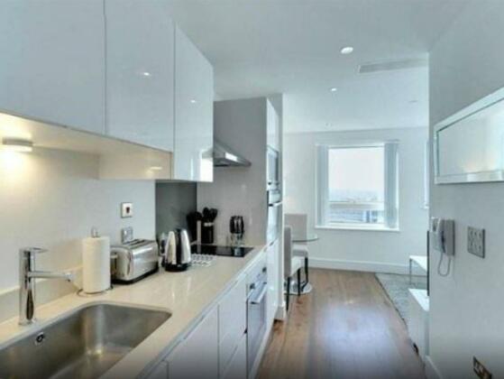 Lincoln Tower Serviced Apartments - Photo4