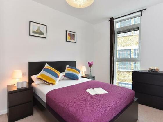 London Bridge Apartments - Photo3