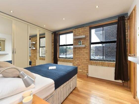 London Bridge Apartments - Photo4