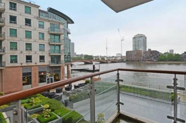 London Eye View Apartment