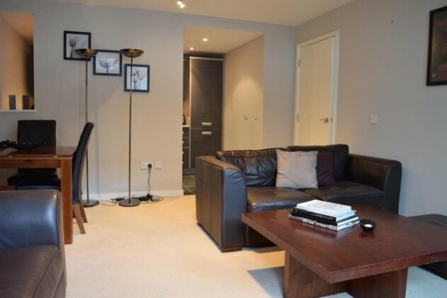 Lovely 2 Bedroom Apartment in Putney - Photo2