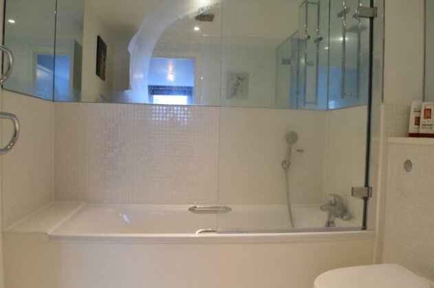Lovely 2 Bedroom Apartment in Putney - Photo5