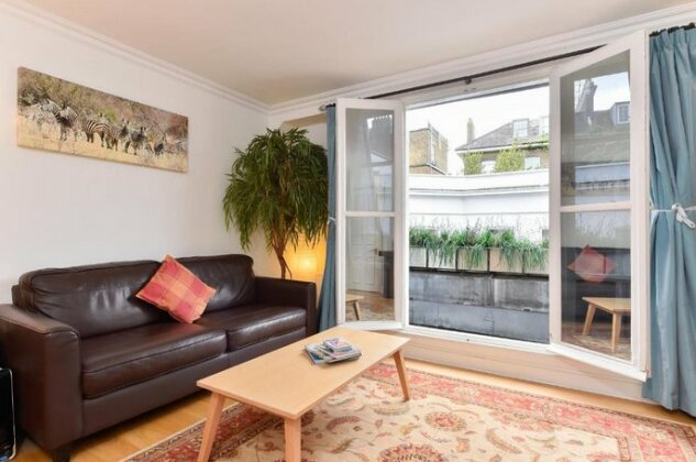 Lovely Flat with a balcony in Chelsea - Photo5