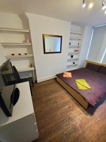 Lovely large room in elephant and castle - Photo5