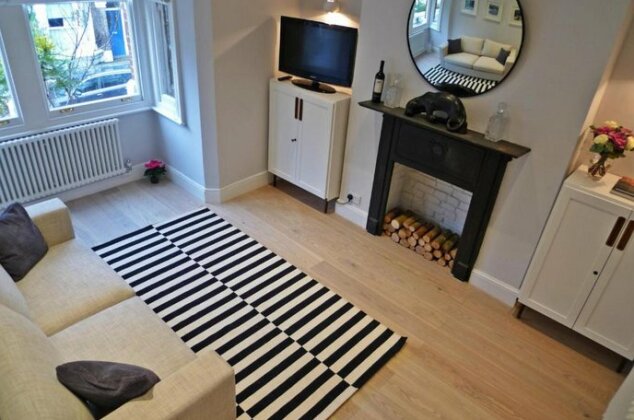 Luxe apartment in Kensington Olympia - Photo2