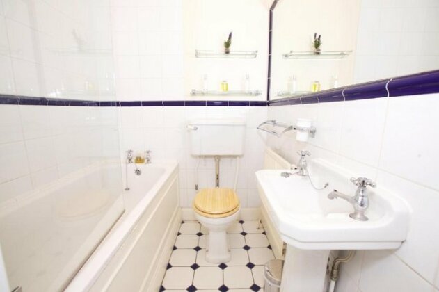 Luxurious 2-bed flat in Pimlico sleeps 4 - Photo5