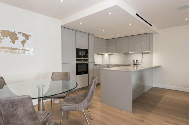 LUXURY 2Bed & 2Bath Apartment Next to London Museum - Photo4