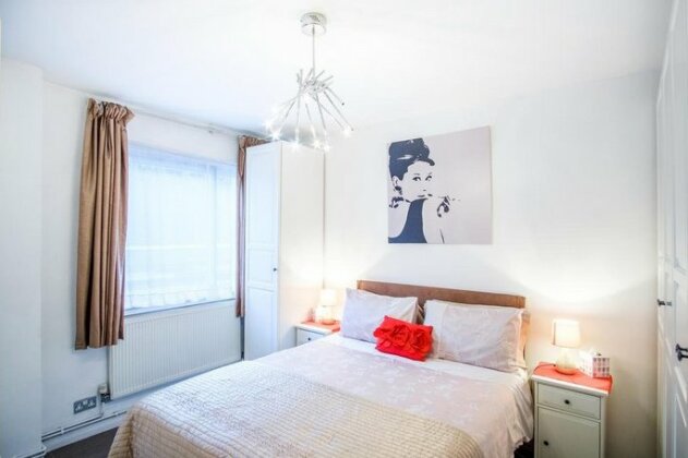 Luxury Flat in Russell Square - Photo2