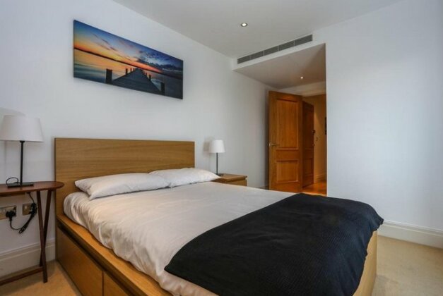 Luxury Two Bedroom In Chelsea Harbour