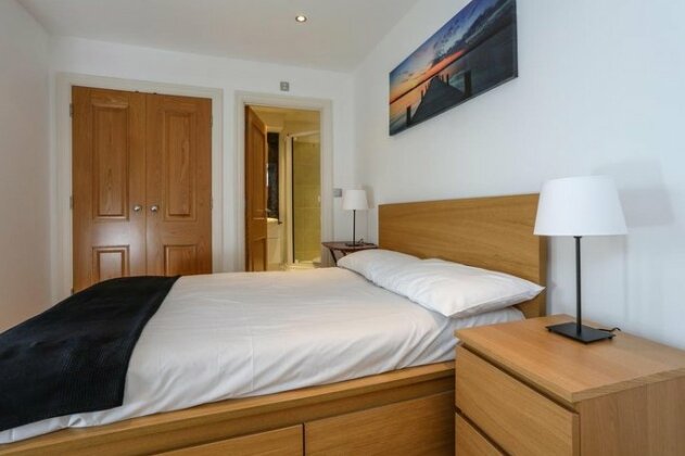 Luxury Two Bedroom In Chelsea Harbour - Photo5