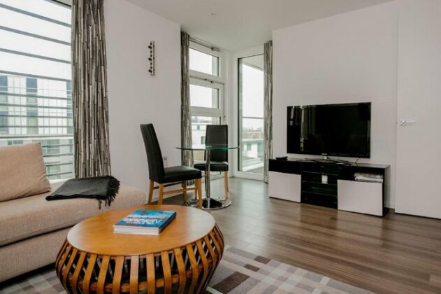 Modern 1 Bed Flat in Wandsworth - Photo2