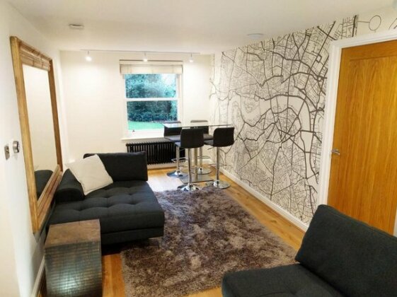 Modern Artistic 1 Bed Apartment in Notting hill - Photo2