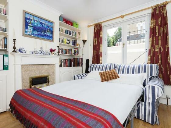 One Bedroom Apartment in Brook Green
