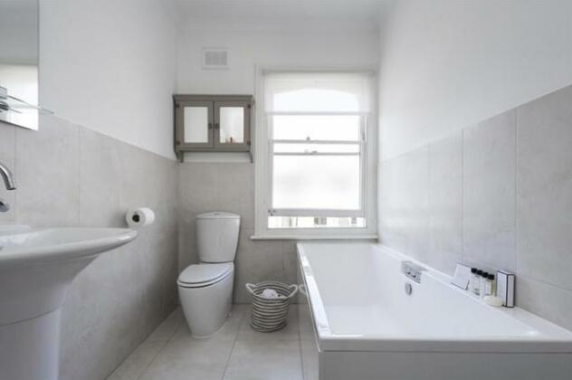 Onefinestay - Clapham Private Homes - Photo3